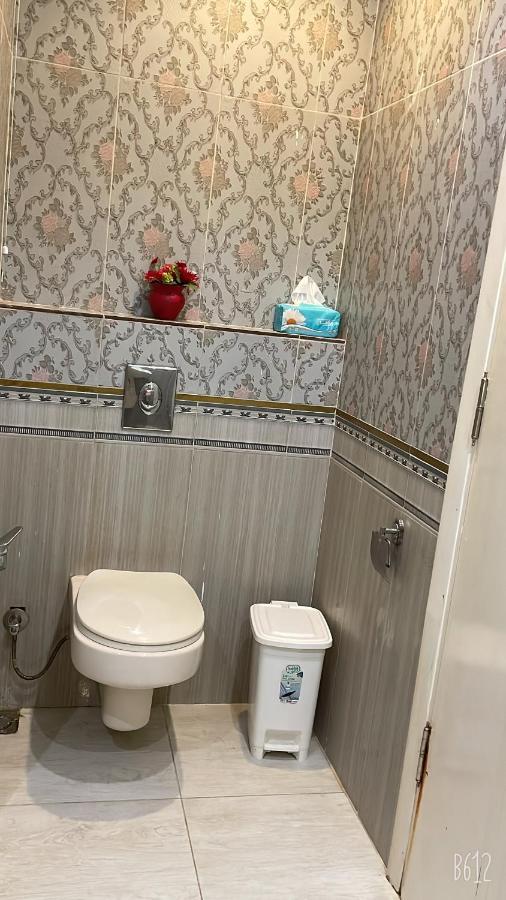 شقه رائعه في بالقرب من المتحف الجديد والاهرامات Apartment
